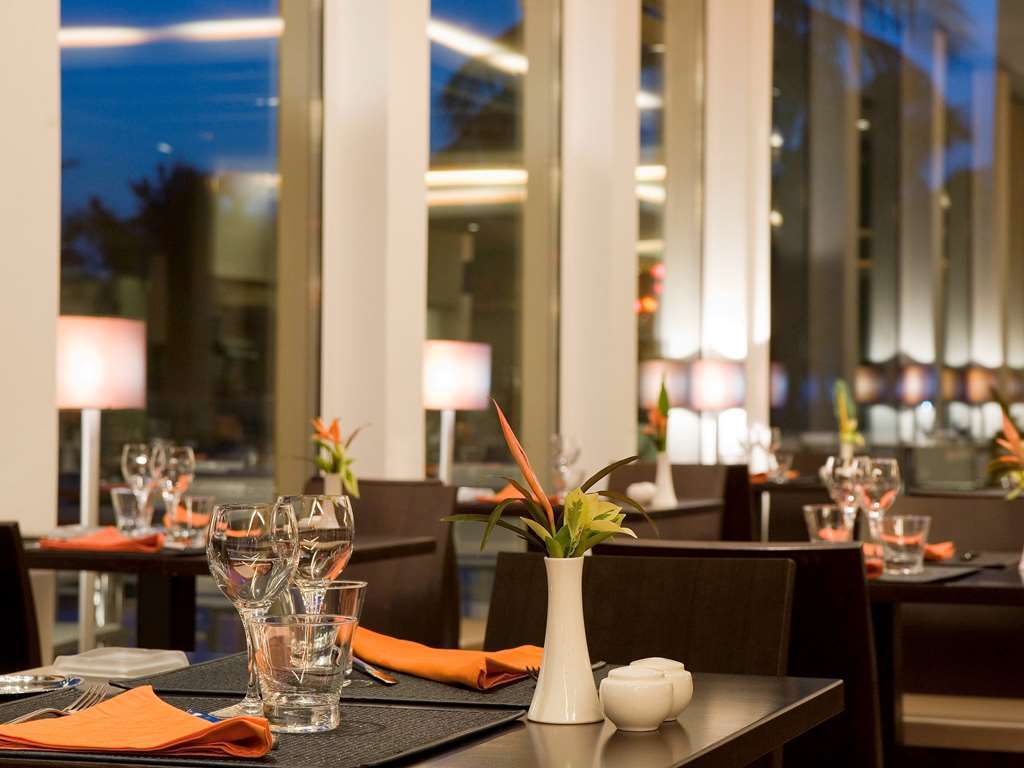 Novotel Cotonou Orisha 레스토랑 사진